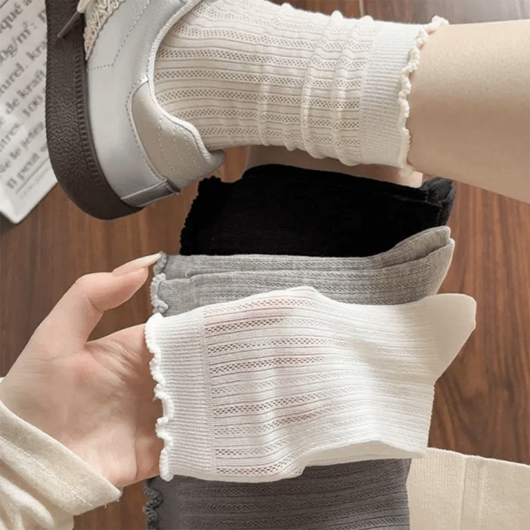 Women's Sheer Ruffle Mesh Fashion Socks