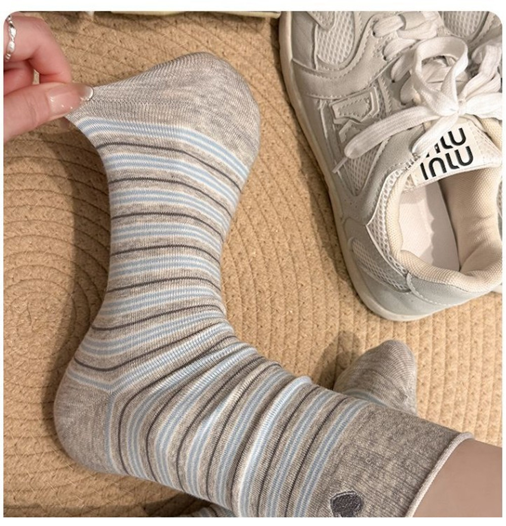 Mahhas Striped Rollup Embroidered Lovely Heart Socks