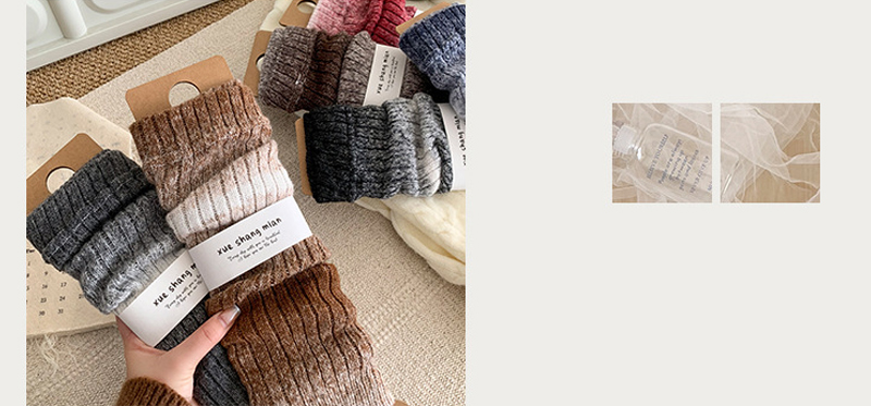 Pomi Bear Two-Tone Knit Leg Warmers Gradient