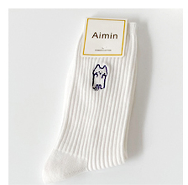 Women's White Animal Embroidered Mid-Calf Socks