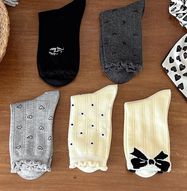 Women's Heart Ribbon Frill Mid-Calf Socks