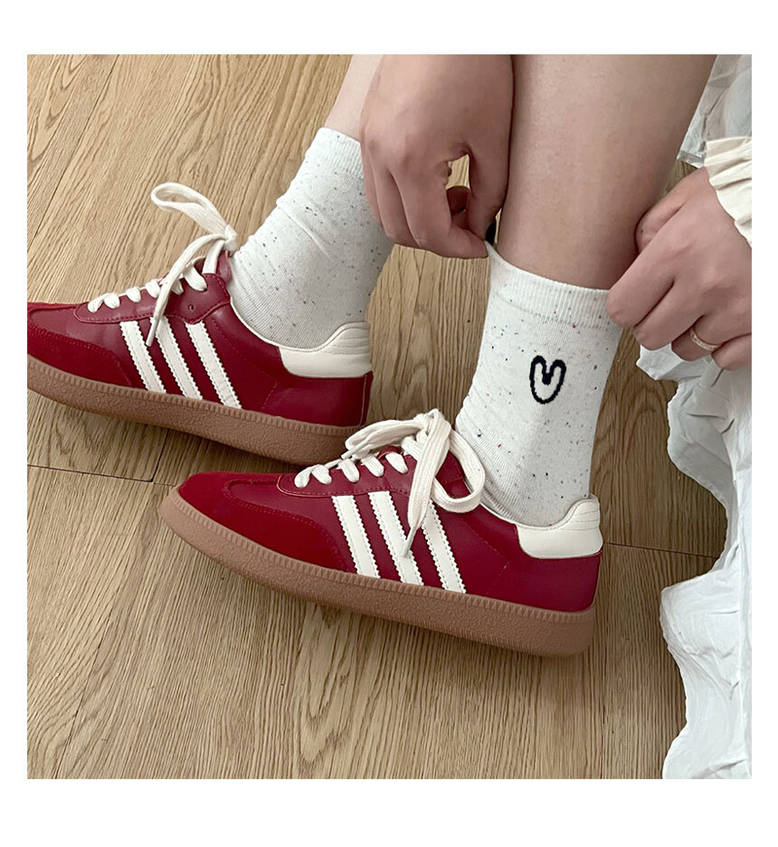 Heart Point Fashion Mid-Calf Socks