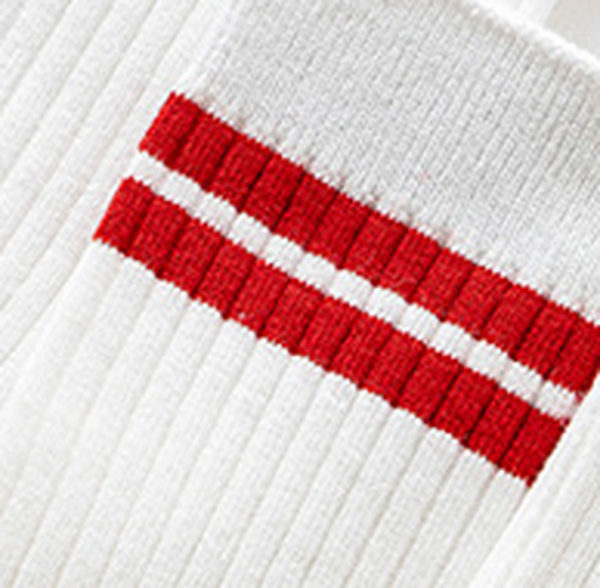 Women's Two-Stripe Point Line Socks