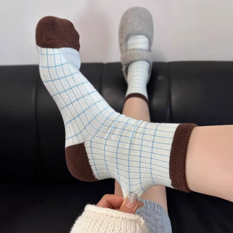 Stripe Rib Knit Crew Socks