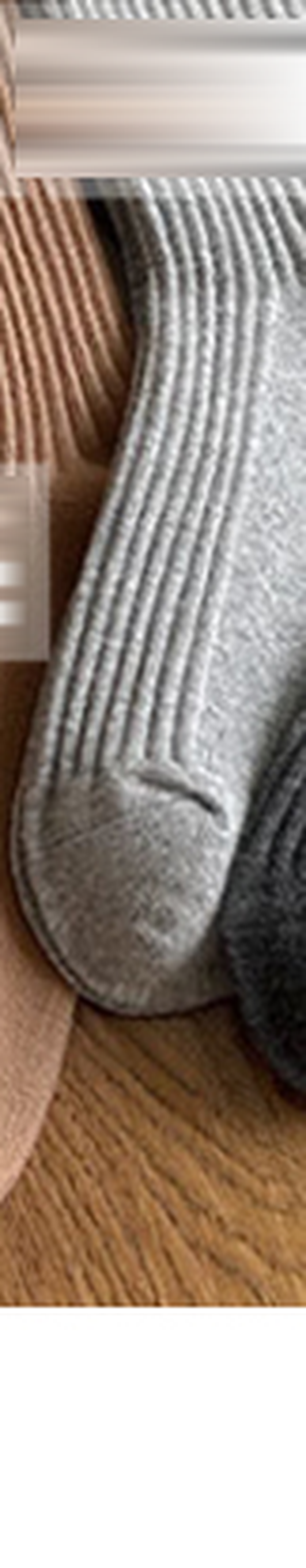 Women's Modern Simple Ribbed Mid-Calf Socks