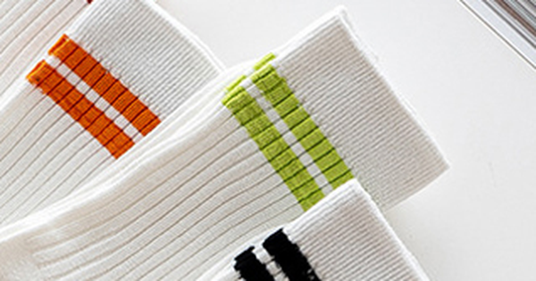 Women's Two-Stripe Point Line Socks
