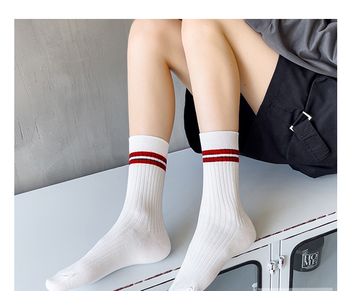 Women's Two-Stripe Point Line Socks